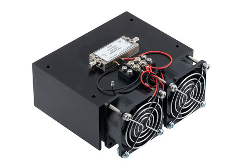 1 Watt P1dB, 500 MHz to 4 GHz, Medium Power Amplifier with Heatsink, SMA, 30 dB Gain, 6 dB NF