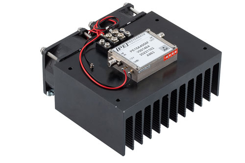 1 Watt P1dB, 2 GHz to 20 GHz, Medium Power Amplifier with Heatsink, SMA, 30 dB Gain, 38 dBm IP3