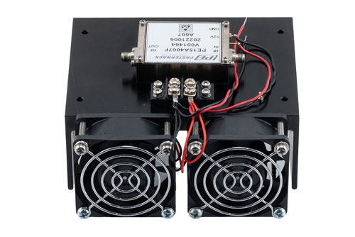 27 dBm Psat, 26.5 GHz to 40 GHz, Medium Power Amplifier with Heatsink, 2.92mm, 35 dB Gain, 10 dB NF
