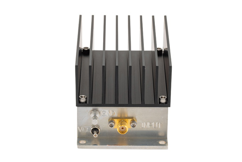 1 Watt P1dB, 30 MHz to 2200 MHz, Medium Power GaAs Amplifier with Heatsink, 31 dB Gain, 43 dBm IP3 and SMA