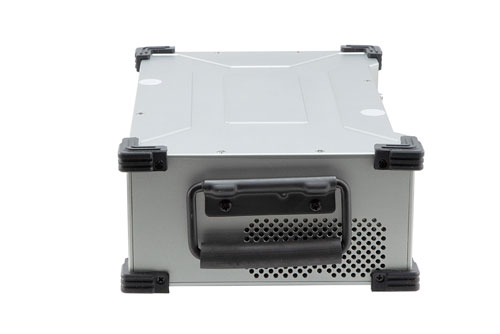 6.4W Psat, 41 dB Gain, 0.7 GHz to 3 GHz, AC Powered Broadband GaAs GaN LDMOS High Power Amplifier with Heatsink, Bench-Top, 110/240VAC, SMA