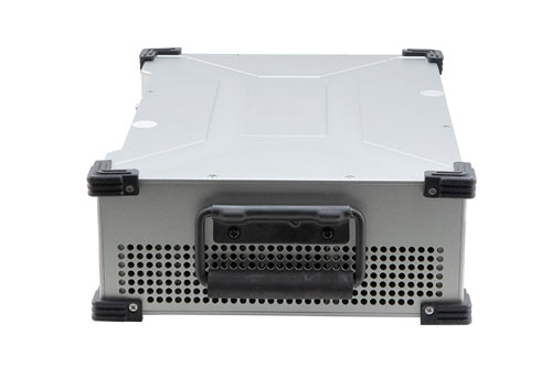 20W Psat, 36 dB Gain, 0.7 GHz to 6 GHz, AC Powered Broadband GaAs GaN High Power Amplifier with Heatsink, Bench-Top, 110/240VAC, SMA