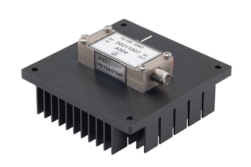 Temperature Compensated Low Noise Amplifier, 2 GHz to 8 GHz, 35 dB min Gain, P1dB 20 dBm, SMA, with Heatsink