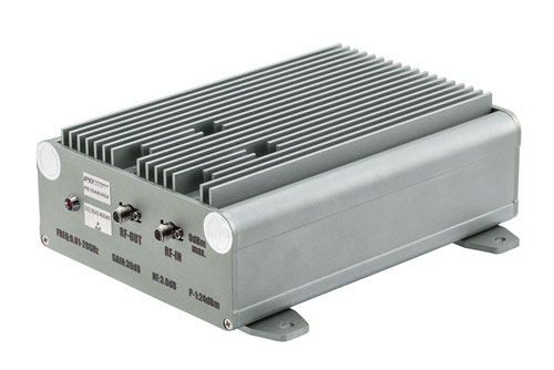 29 dB Gain, 22 dBm P1dB, 0.01 GHz to 20 GHz, Broadband AC Low Noise Amplifier, Bench-Top , 110/220VAC, 3.5 dB Noise Figure, SMA