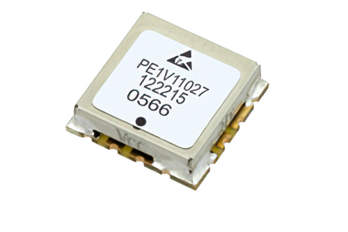 Surface Mount (SMT) Voltage Controlled Oscillator (VCO) From 4.26 GHz to 5 GHz, Phase Noise of -79 dBc/Hz and 0.5 inch Package