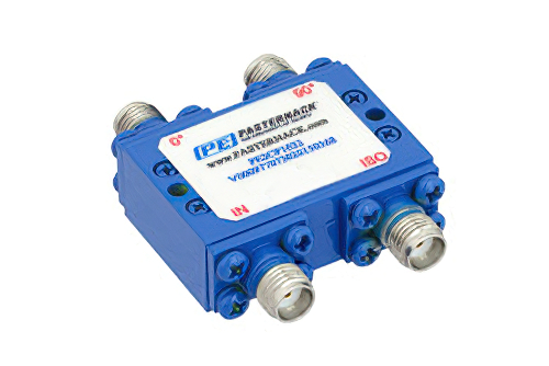 90 Degree SMA Hybrid Coupler From 7 GHz to 18 GHz Rated to 30 Watts