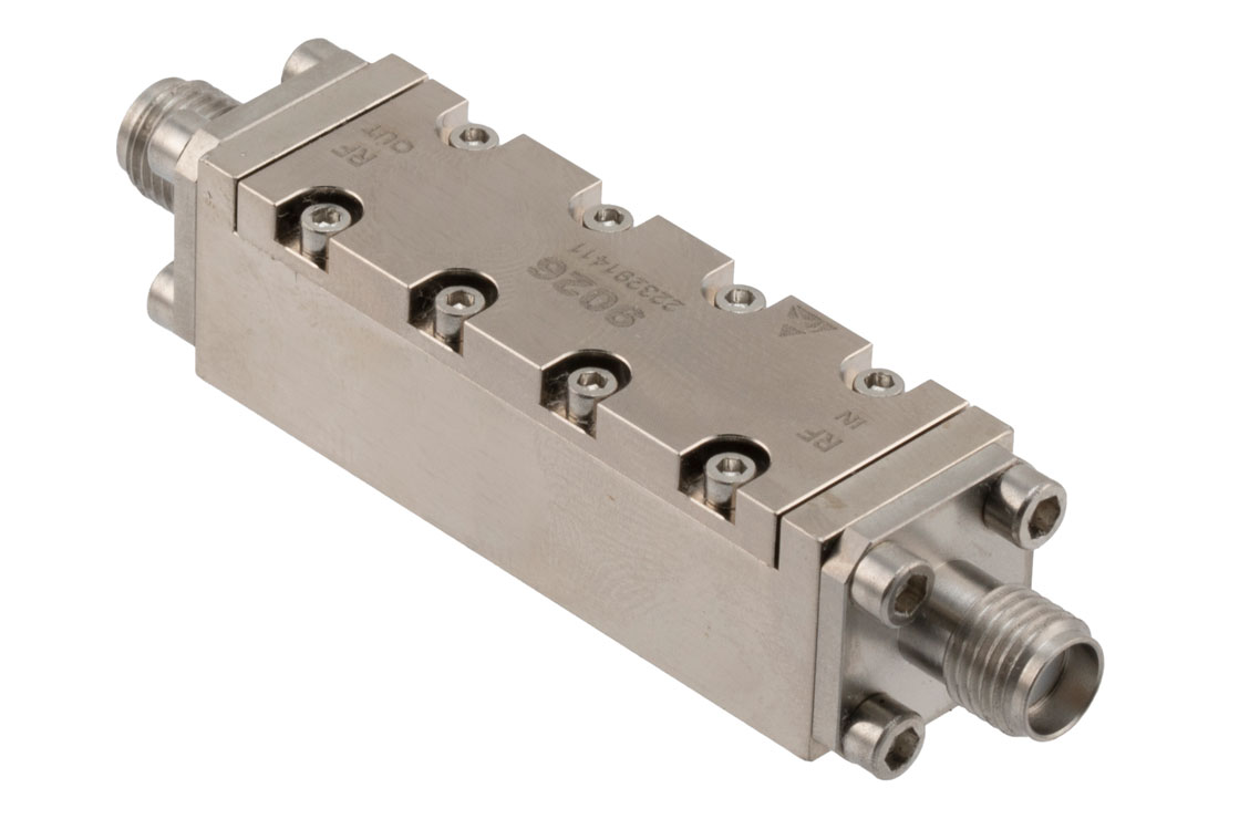 Negative Slope Equalizer, 4 GHz to 8 GHz, 6 dB Fixed Equalizing Value, 0.6 dB Loss, Max Pin 250 mW, SMA