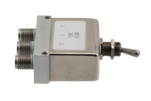 SP2T SMA Manual Toggle Switch DC to 26.5 GHz, Rated to 30 Watts