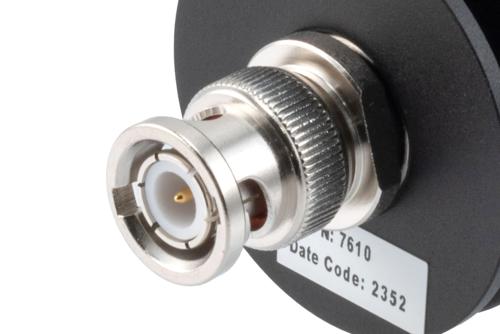 3dB RF fixed attenuator 10W, DC to 4GHz, BNC male to BNC female
