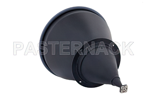 WR-15 Waveguide Horn Antenna Operating From 50 GHz to 75 GHz With a Nominal 42 dBi Gain With UG-385/U Round Cover Flange