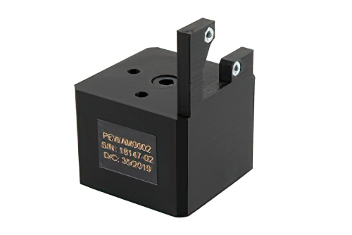 0.88 inch Square Flange, Standard Antenna Mounting Fixture with UG-595/U and UG-1530/U Flanges