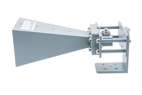 Broadband Gain Horn Antenna, 6 GHz to 18 GHz 15 dBi Gain, SMA Female Connector