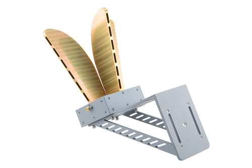Broadband Horn Antenna, Dual Polarized 0.8 GHz to 2 GHz 6 Broadband Horn Antenna, Dual Polarized 0.8 GHz to 2 GHz 6