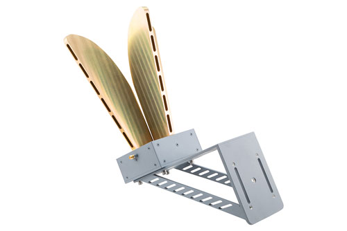 Broadband Horn Antenna, Dual Polarized 0.8 GHz to 3 GHz 7 dBi Gain, SMA Female Connector