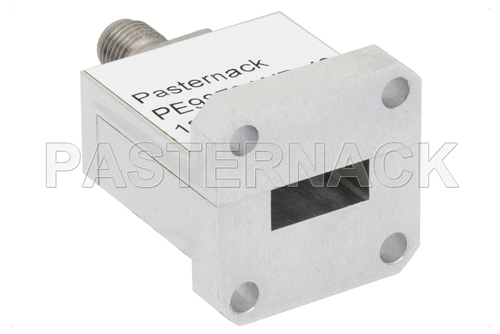 WR-42 Square Cover Flange to End Launch 2.92mm Female Waveguide to Coax Adapter Operating From 18 GHz to 26.5 GHz, K Band