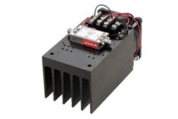 PE15A4063F - 27 dBm P1dB, 8 GHz to 12.4 GHz, Medium Power Amplifier with Heatsink, SMA, 30 dB Gain, 6 dB NF