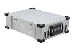 PE15A5095 - 20W Psat, 36 dB Gain, 0.7 GHz to 6 GHz, AC Powered Broadband GaAs GaN High Power Amplifier with Heatsink, Bench-Top, 110/240VAC, SMA