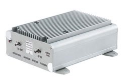 PE15A5097 - 2W Psat, 35 dB Gain, 6 GHz to 18 GHz, AC Powered Broadband GaAs Power Amplifier with Heatsink, Bench-Top, 110/240VAC, SMA