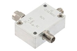 PE1624 - 10 MHz to 2.5 GHz SMA Broadband Bias Tee, Male Input, Rated to 2.5 Amps and 100 Volts, DC SMA connector