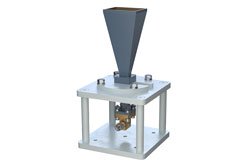 PE1WAN028-20KM - WR-28 Standard Gain Horn with 20 dBi gain, 2.92mm Male connector, Integrated Cage-Style Mount