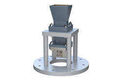 PE1WAN090-10SF - WR-90 Standard Gain Horn with 10 dBi gain, SMA Female connector, Integrated Cage-Style Mount