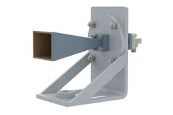 PE2WAN028-20KF - WR-28 Standard Gain Horn with 20 dBi gain, 2.92mm Female connector, with Pre-Installed L Mount