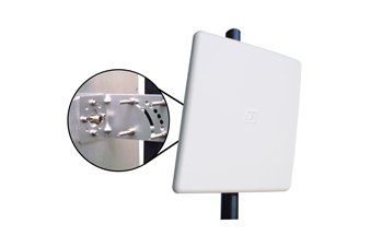 PE51FP1010 - 4.9 GHz to 5.8 GHz 23 dBi Broadband Patch Antenna