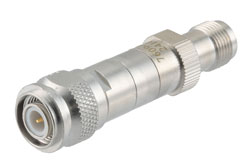 PE7609-40 - 40 dB RF fixed attenuator 2W, DC to 3GHz, TNC Male to TNC Female, Brass