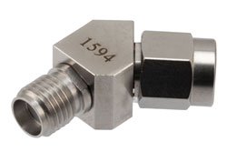 PE91594 - RF Adapter, 45 Degree Angle SMA plug to SMA jack 27GHz VSWR1.15